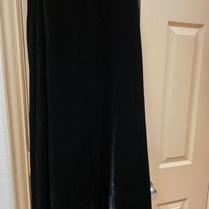 Carmen Marc Valvo Black Maxi Skirt